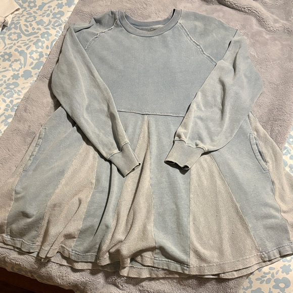 American Eagle Outfitters Dresses & Skirts - EUC Women American Eagle Long Sleeve Fleece Dress Size M